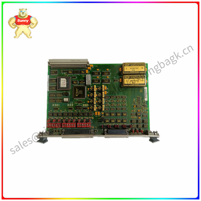 GE DS3800HSQD1J1F 用于插入螺钉以将板固定在驱动器中